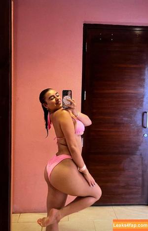 Kalani Hilliker photo #0279