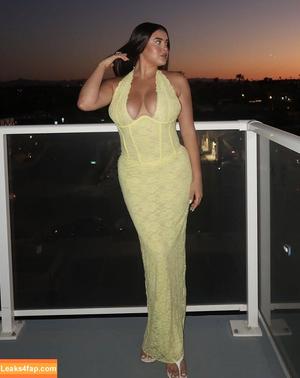 Kalani Hilliker фото #0603