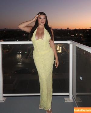 Kalani Hilliker фото #0606