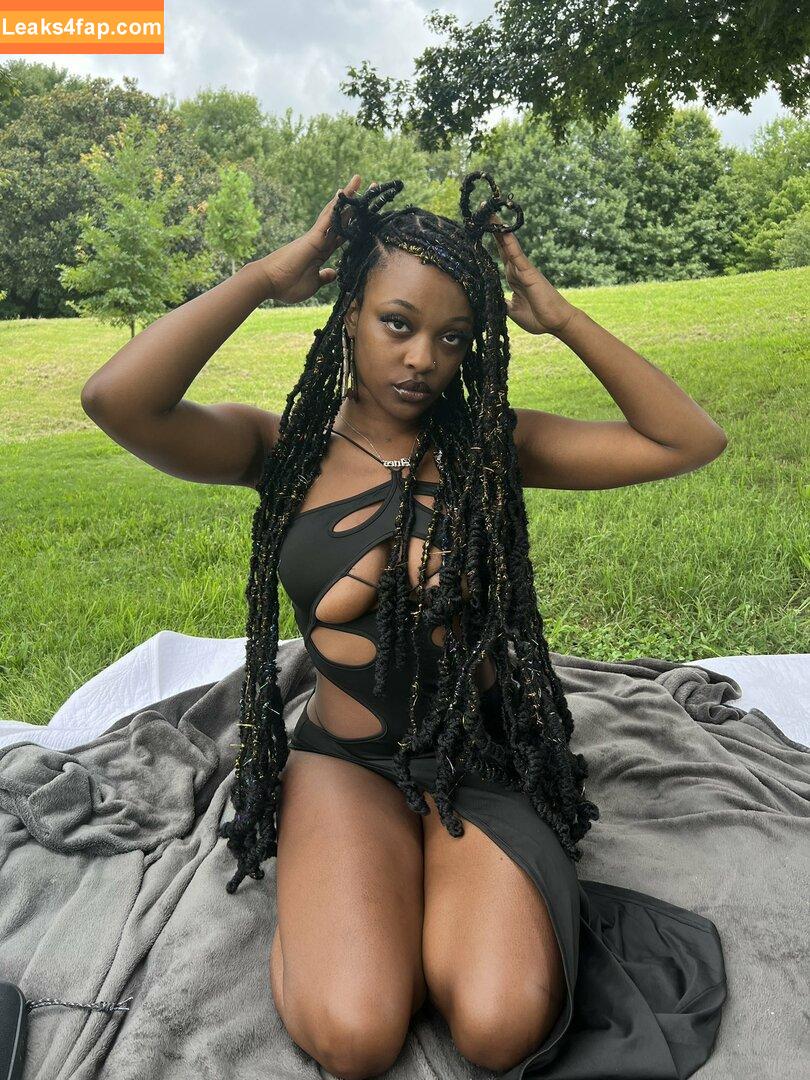 Kalenbree / Kalen Bree / SunflowerShawty leaked photo photo #0005