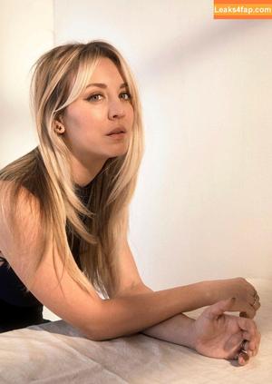 Kaley Cuoco photo #0017