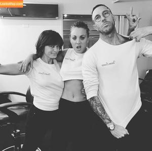 Kaley Cuoco photo #0240