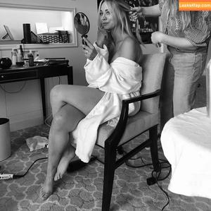 Kaley Cuoco photo #0399