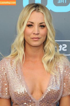 Kaley Cuoco photo #0415