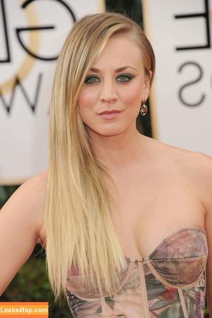 Kaley Cuoco photo #0451