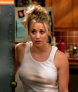 Kaley Cuoco photo #0569