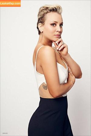 Kaley Cuoco photo #0695