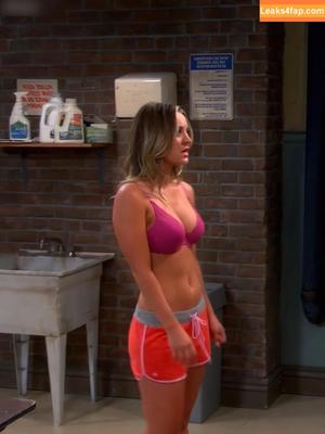 Kaley Cuoco photo #0892