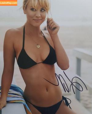 kaleycuoco фото #0013