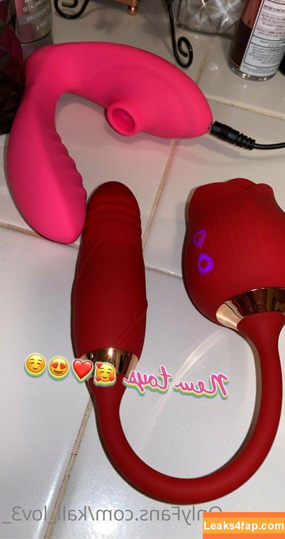 kali_lov3_ /  leaked photo photo #0036