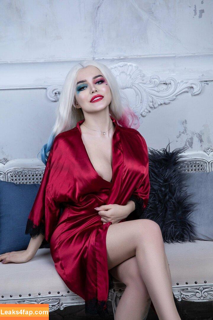 kalinkafox / kalinka.fox leaked photo photo #0027