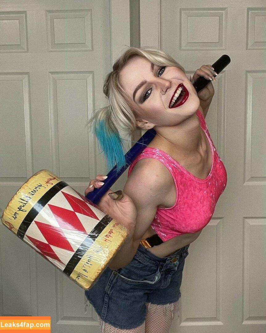 KallMeKris / kriscollins слитое фото фото #0044