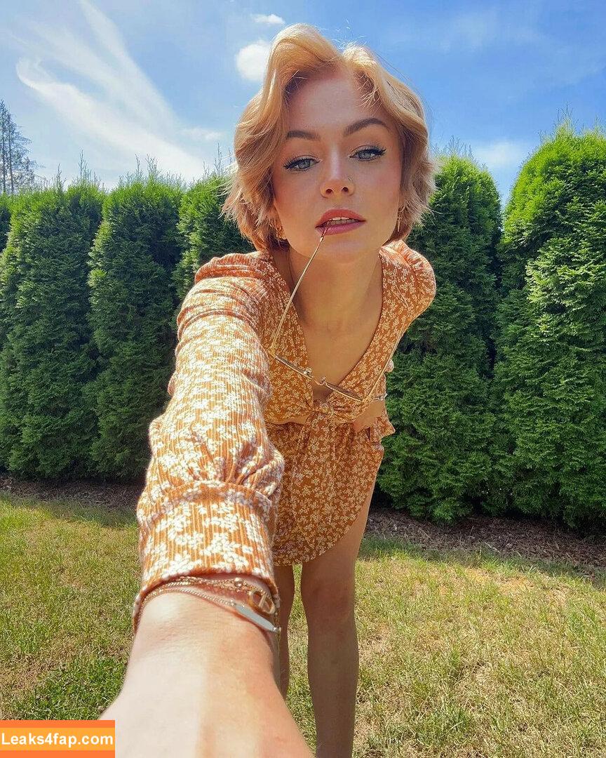KallMeKris / kriscollins leaked photo photo #0223