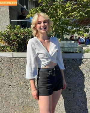 KallMeKris фото #0015