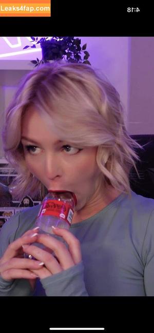 KallMeKris фото #0028