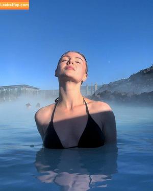 KallMeKris фото #0067