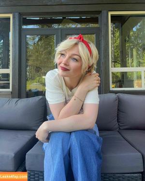 KallMeKris photo #0178