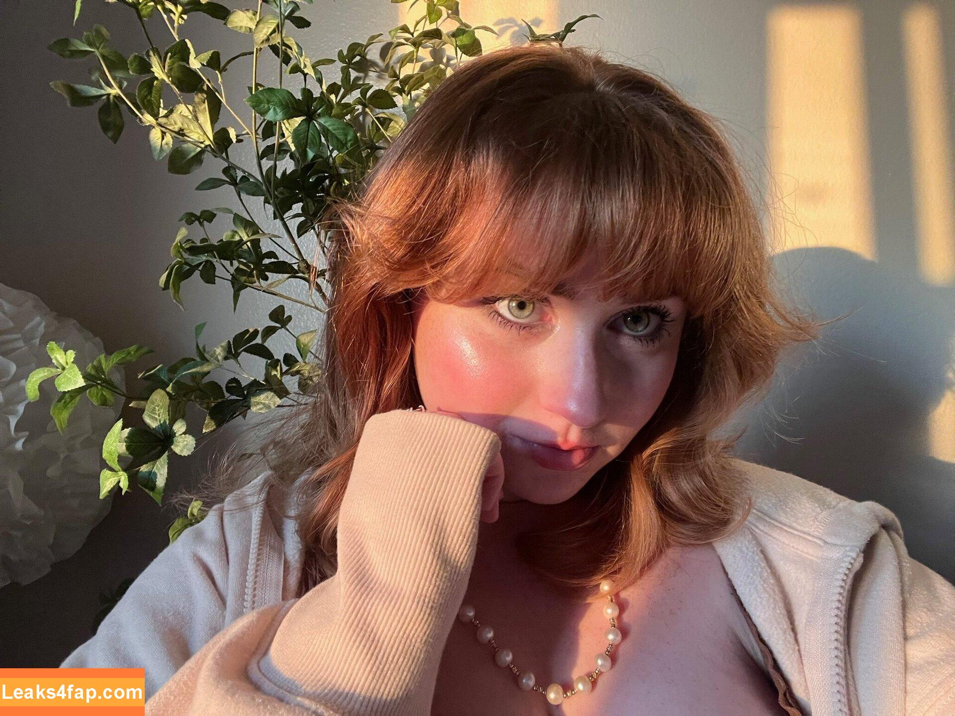 kalopsiajade.x /  leaked photo photo #0031