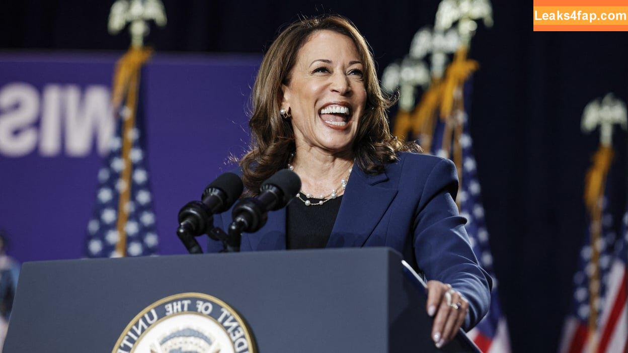 Kamala Harris /  слитое фото фото #0020