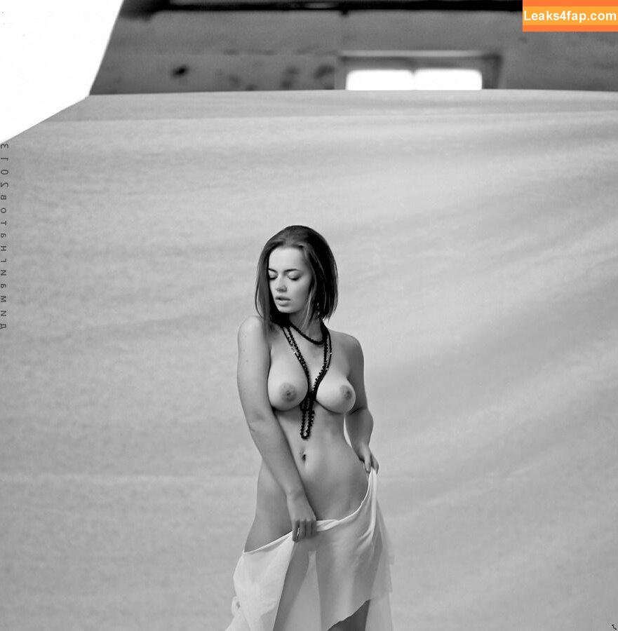 Kamilla / Lidia Savoderova / Lidija Savo / kami_is_lia01 / kamilaofficiel leaked photo photo #0068