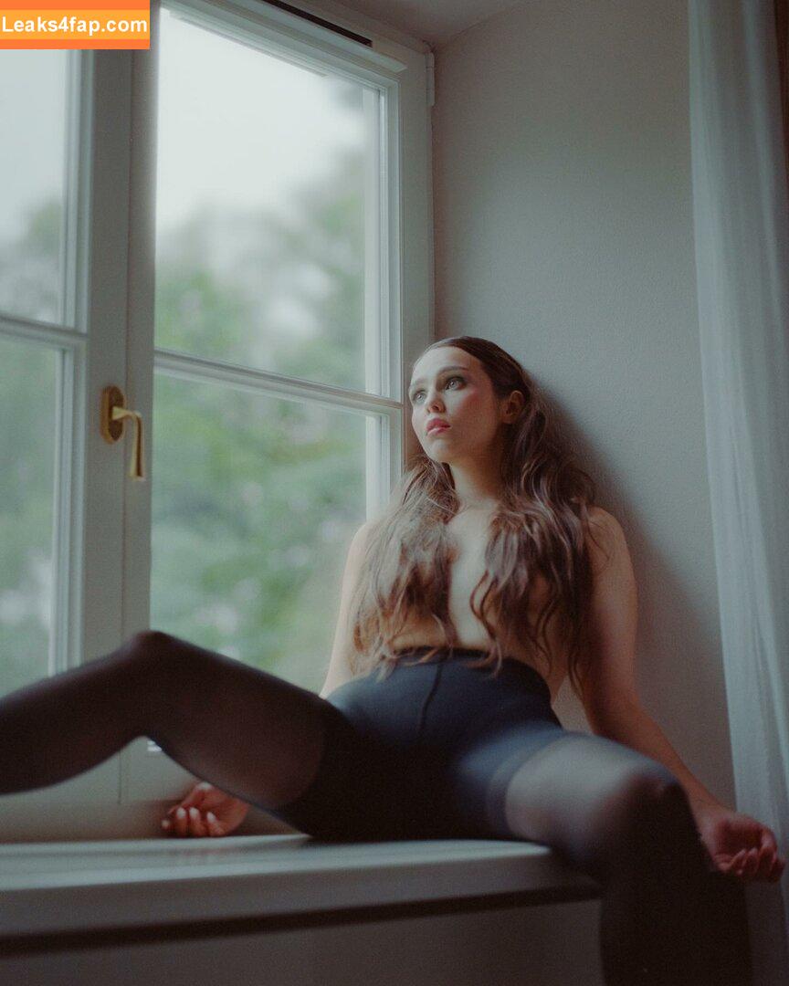 Kamochi ASMR / azvsa_ / kahleesiasmr / kamochiasmr leaked photo photo #0060