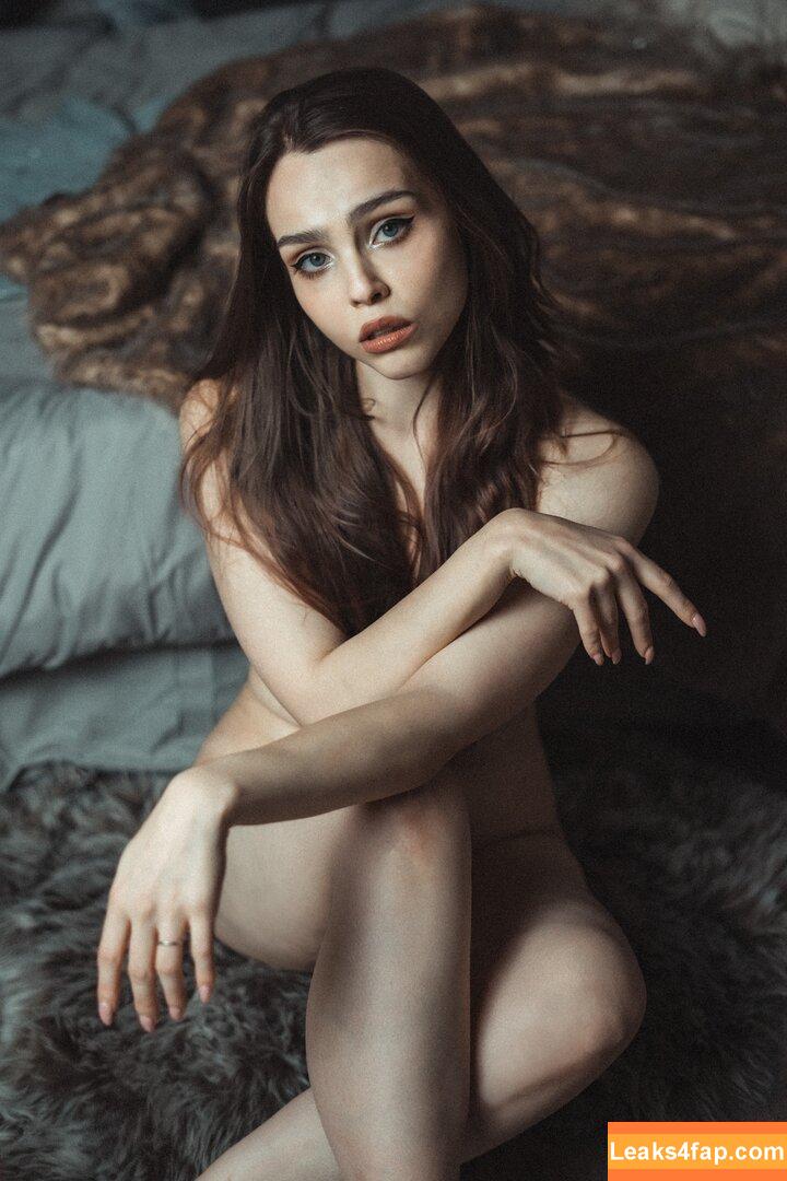Kamochi ASMR / azvsa_ / kahleesiasmr / kamochiasmr leaked photo photo #0097