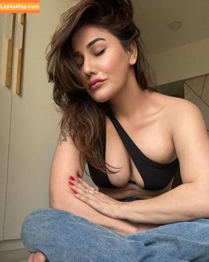 Kangna Sharma photo #0004