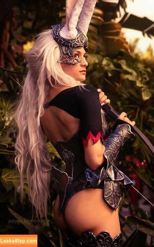Kara Corvus photo #0086