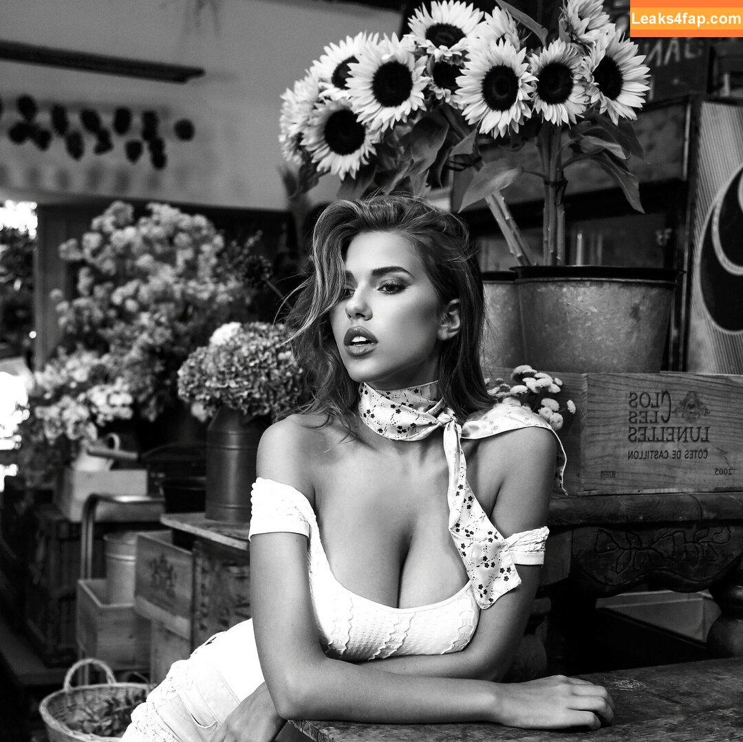 Kara Del Toro / Karajewell / https: / karajewelll слитое фото фото #0013