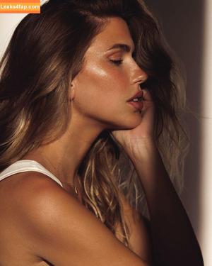 Kara Del Toro photo #0650