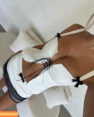 Kara Del Toro photo #0853