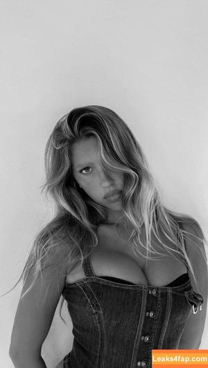 Kara Del Toro photo #0875