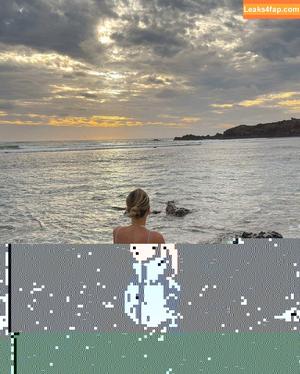 Kara Del Toro photo #1098