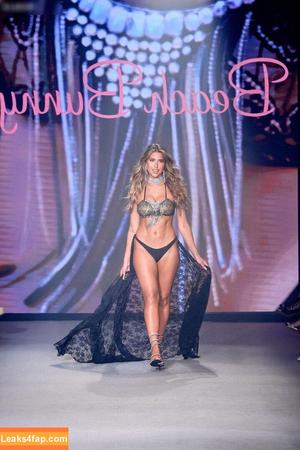 Kara Del Toro photo #1360