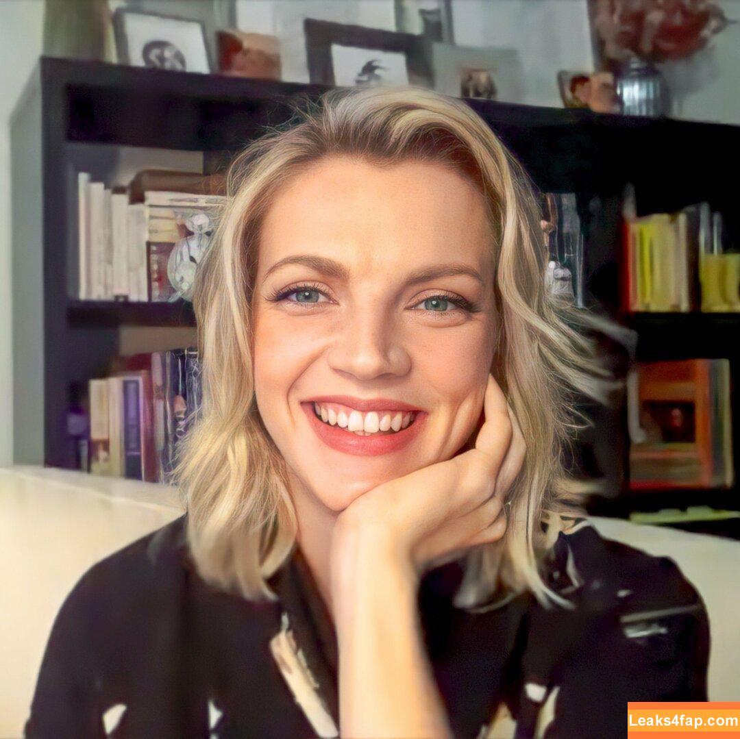 Kara Killmer / karakillmer / karebearacares leaked photo photo #0016