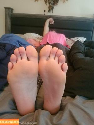 karasfreefeet photo #0012