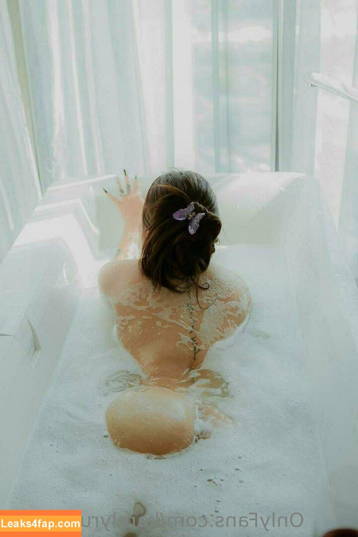 Karely Ruiz / karely_ruiz_gf / karelyruizo1 / karelyruizoficial leaked photo photo #0191