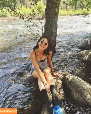 Karen Fukuhara photo #0044