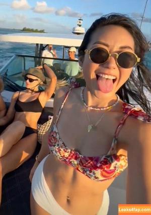 Karen Fukuhara photo #0113