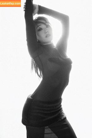 Karen Fukuhara photo #0851