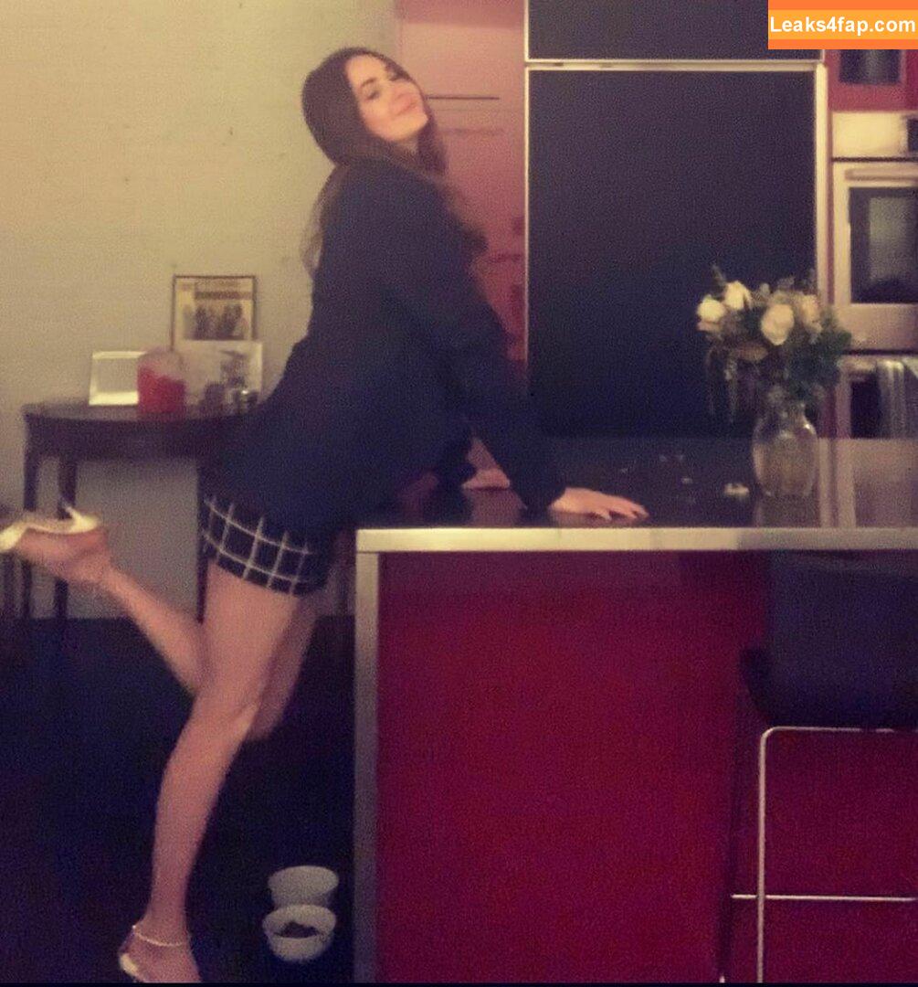 Karen Gillan / karengillan leaked photo photo #0018