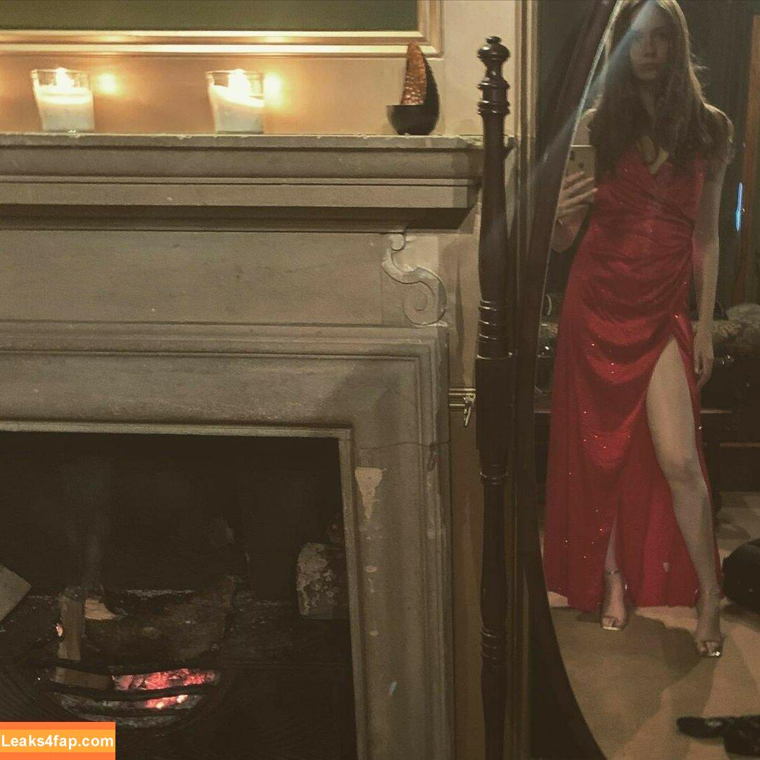 Karen Gillan / karengillan leaked photo photo #0022