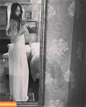 Karen Gillan photo #0098