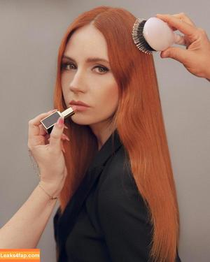 Karen Gillan photo #0120