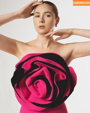 Karen Gillan photo #0135