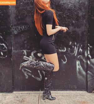 Karen Gillan photo #0158