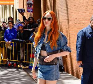 Karen Gillan photo #0167