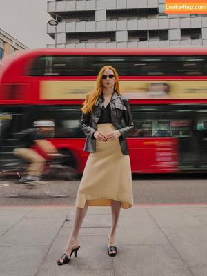 Karen Gillan фото #0626