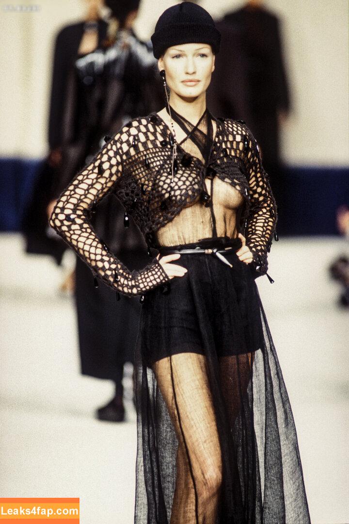 Karen Mulder /  leaked photo photo #0014