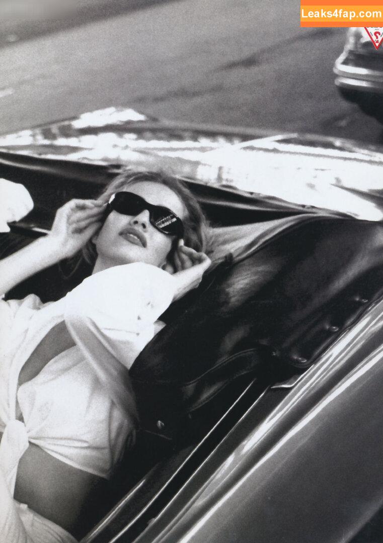 Karen Mulder /  leaked photo photo #0022